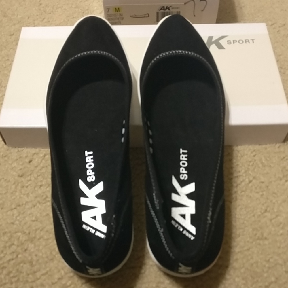 Anne klein sport flats